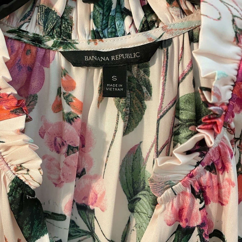 Banana‎ Republic Tropical Floral Pineapple Bird Ruffle Neck Sleeveless Blouse S - Picture 3 of 5